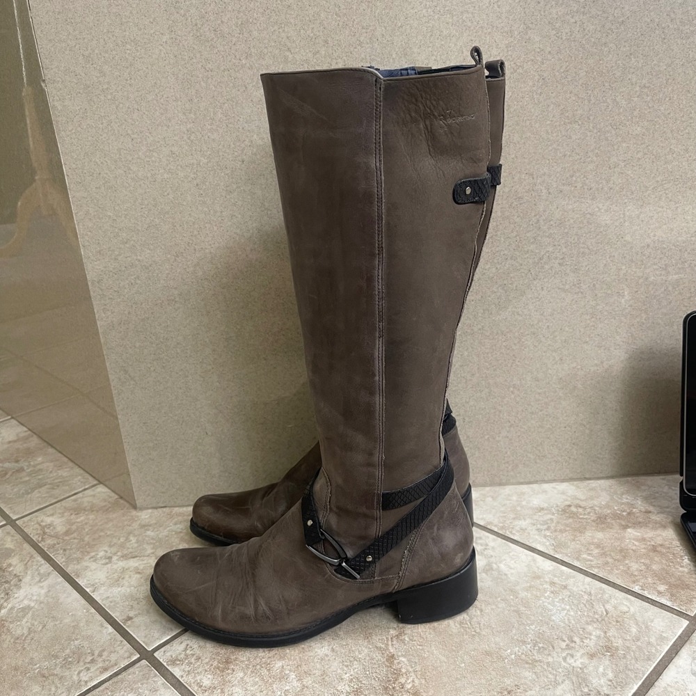 Dorking by Fluchos Brown Leather Tall Riding Boots sz 40/usa 9 Harness Spain